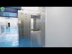 de schone ruimte van de luchtdouche