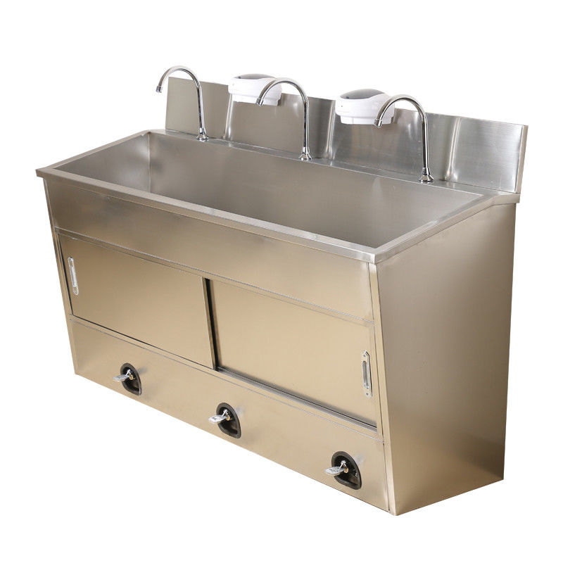 De Chirurg Type Wash Basin, de Knie van het het ziekenhuisroestvrije staal In werking gestelde Gootsteen van de Handwas